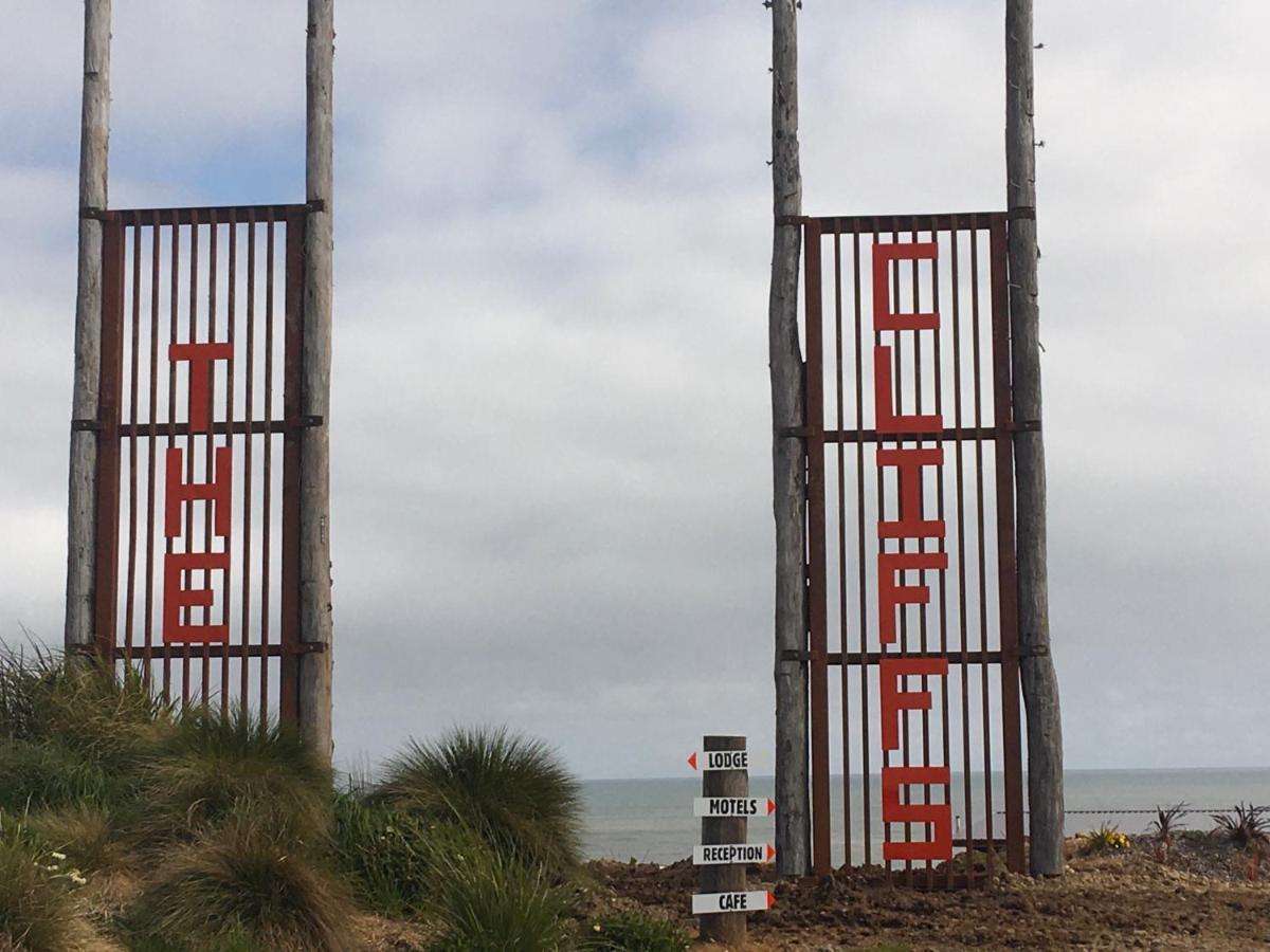 “The Cliffs” Humpridge View Motels Tuatapere Exterior foto