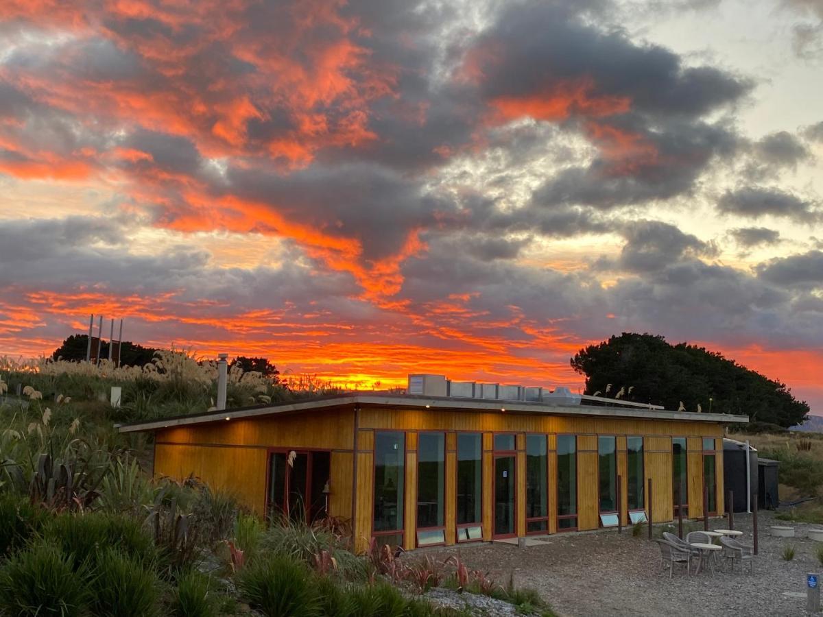 “The Cliffs” Humpridge View Motels Tuatapere Exterior foto
